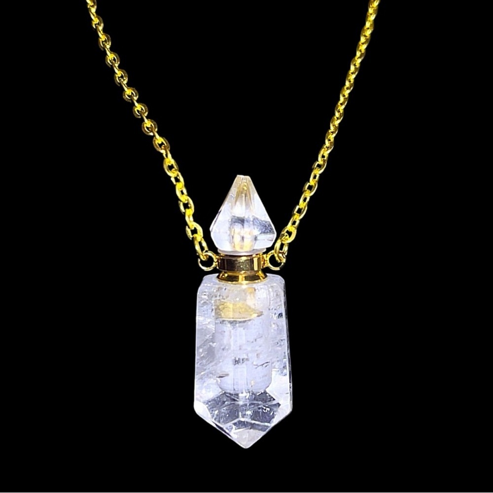 Stylish Genuine Clear Crystal Quartz Perfume Bottle Necklace!